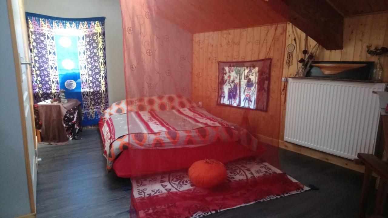 Saint-Julien-Vocance Chambre Privee Chez L'Habitant المظهر الخارجي الصورة